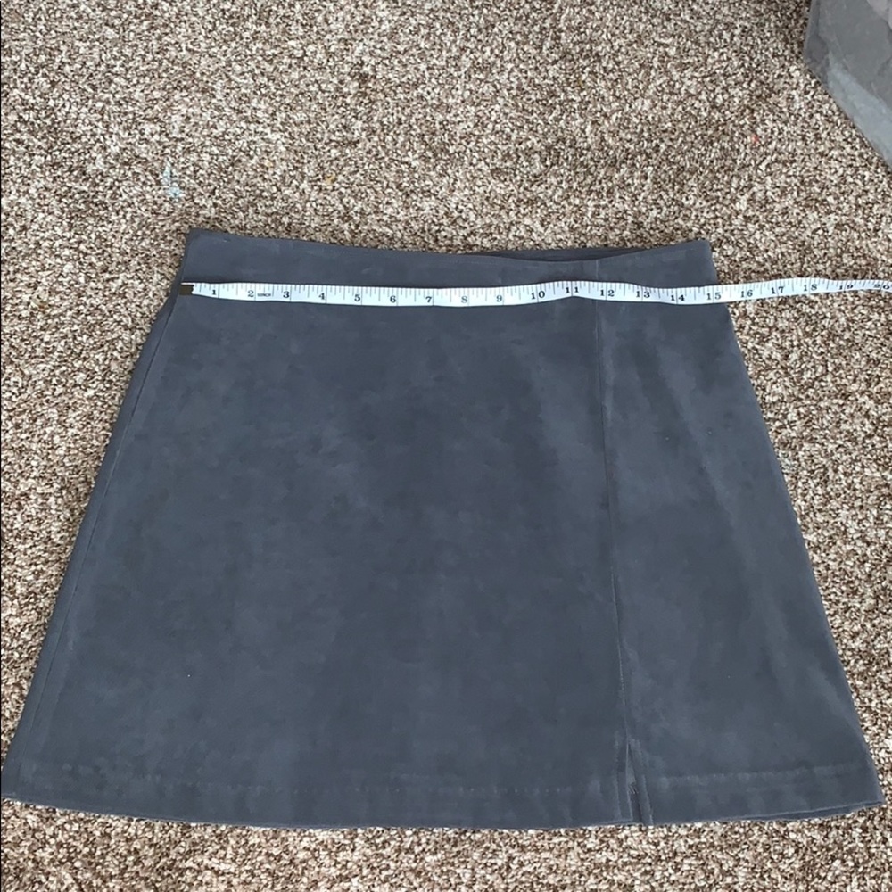Grey polyester and spandex skirt